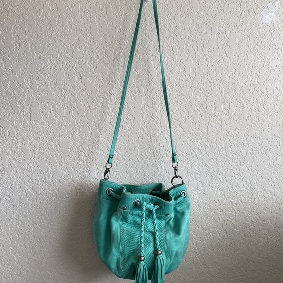 Adorable, Crossbody bucket style bag - Picture 2 of 4